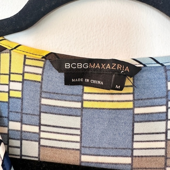 BCBG Max Azria Women’s Y2K Abstract Geometric Print Dress Size M - Picture 9 of 9